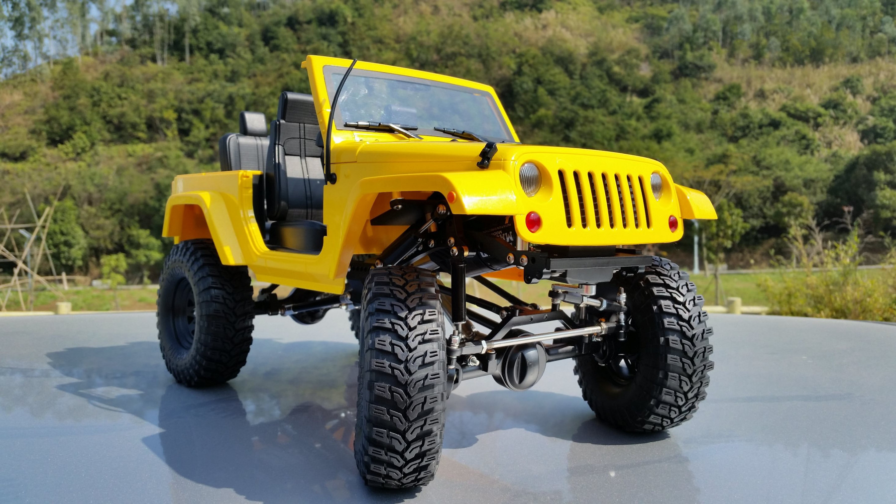 AMXrock Crawler Letní karoserie červená