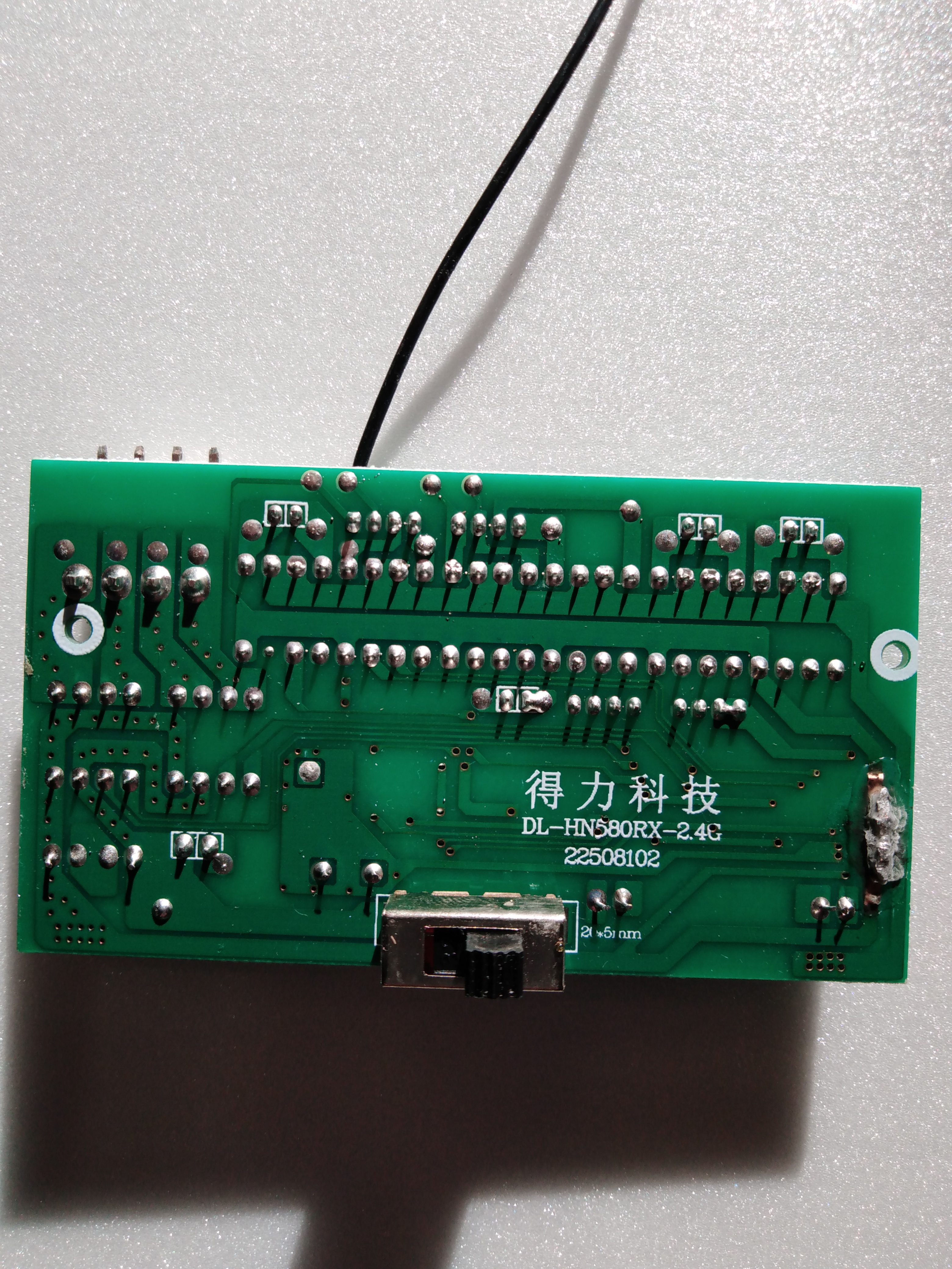 Příjímač a řídicí jednotka bagr Huina