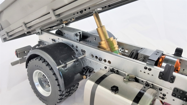 RC Lesu 1:14 4x4K s kapotou licence MAN TGS / MB Arocs