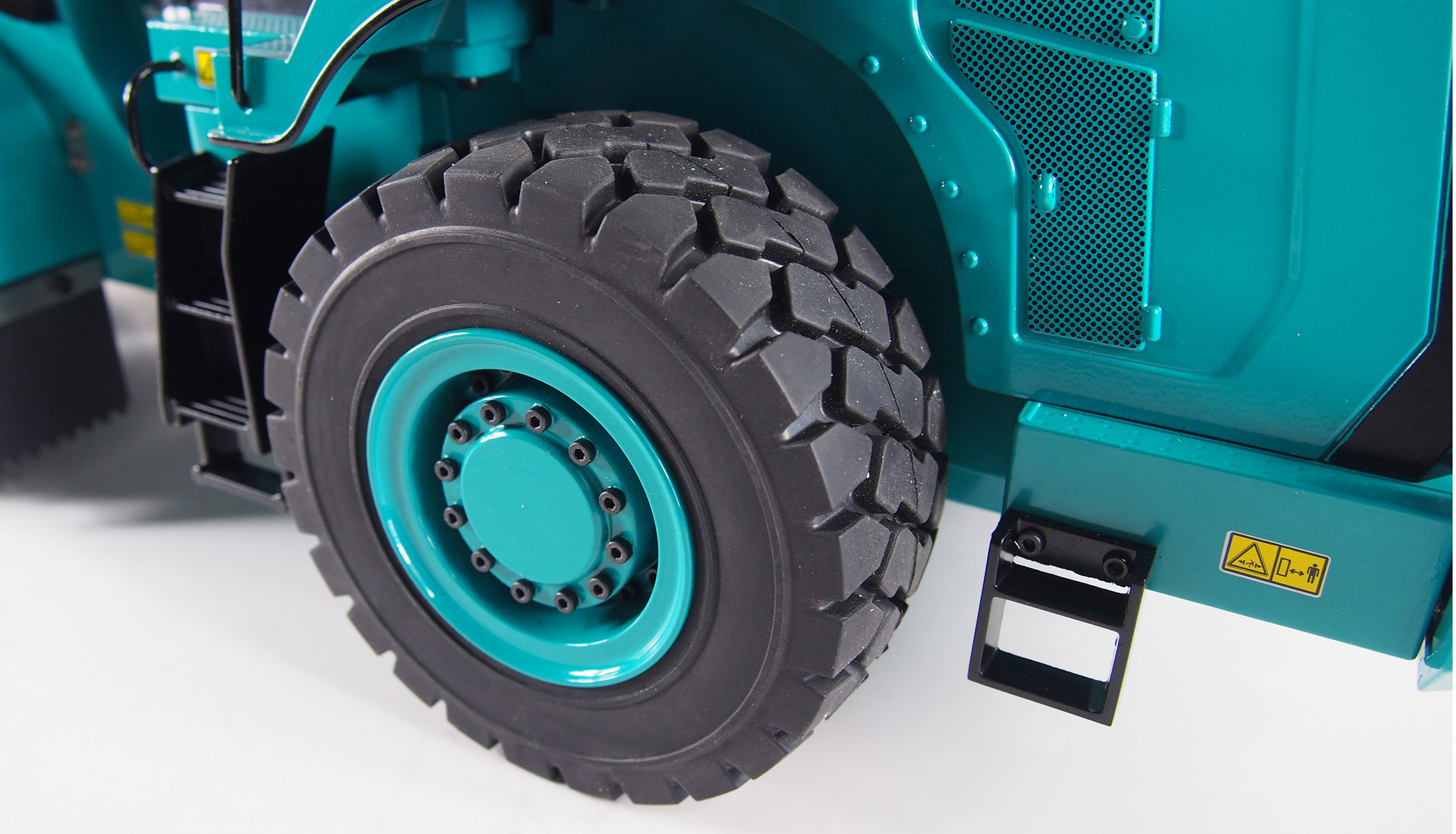 HYDRAULICKÝ KOLOVÝ NAKLADAČ G921H CELOKOVOVÝ 1:16, RTR