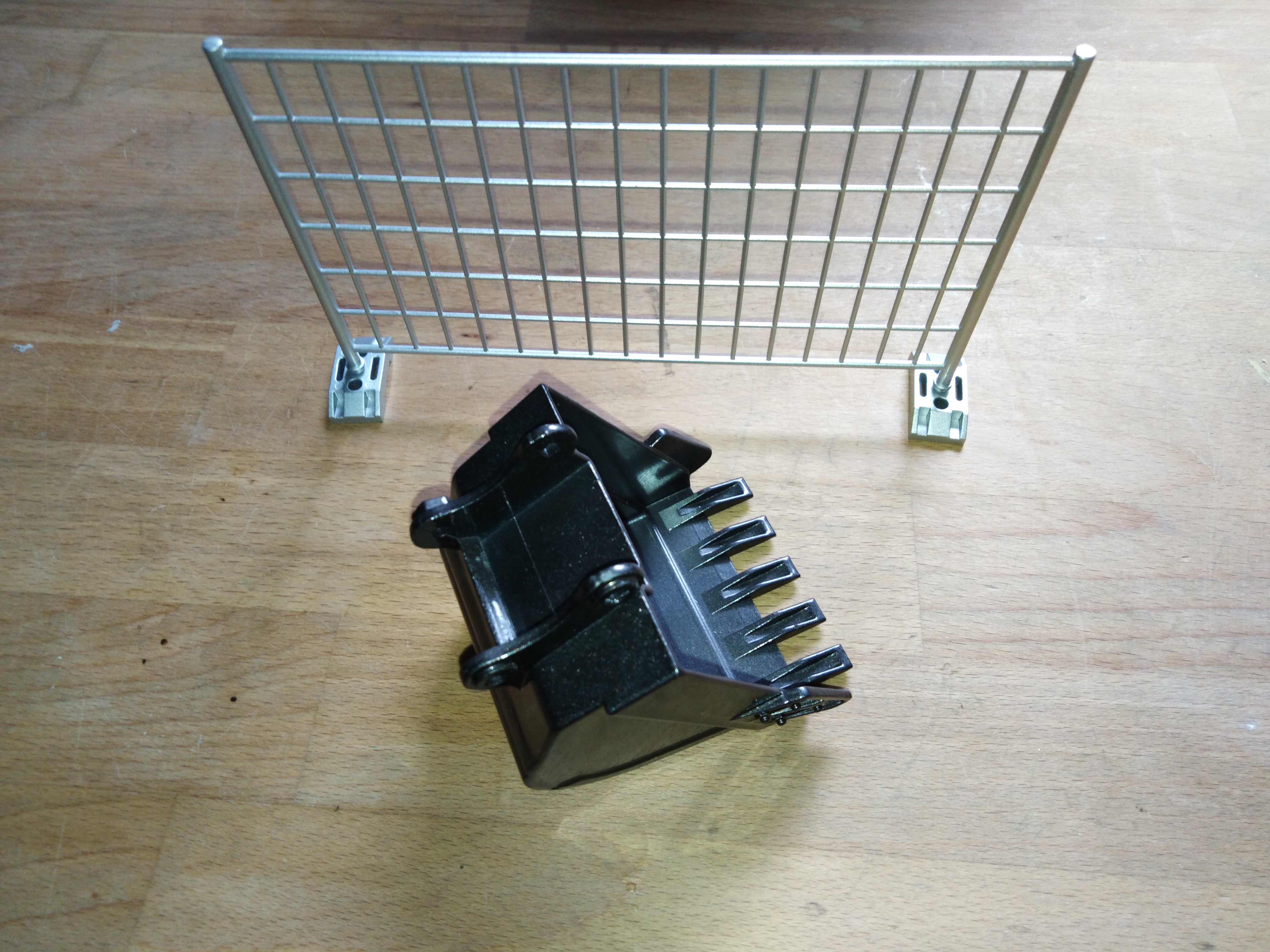 Stavební plot stříbrný 10ks