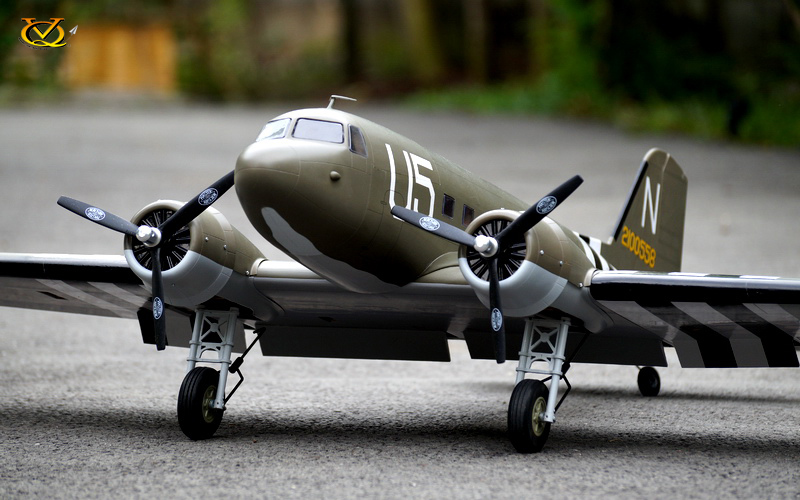 Douglas DC-3 US Army verze - rozpětí křídel 1,8 m - ARF - VQ-Models