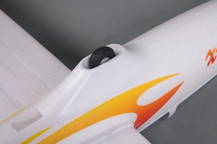 1/6 Kluzák 2300 mm: Fox V2 (s klapkami) PNP stavebnice