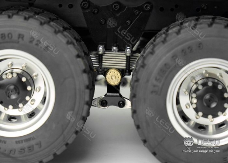 Podvozek Lesu 6x6 s hydraulickou výklopnou korbou