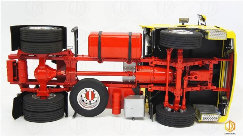 Stavebnice tahače F-2000 SZM 4x2, 1:14