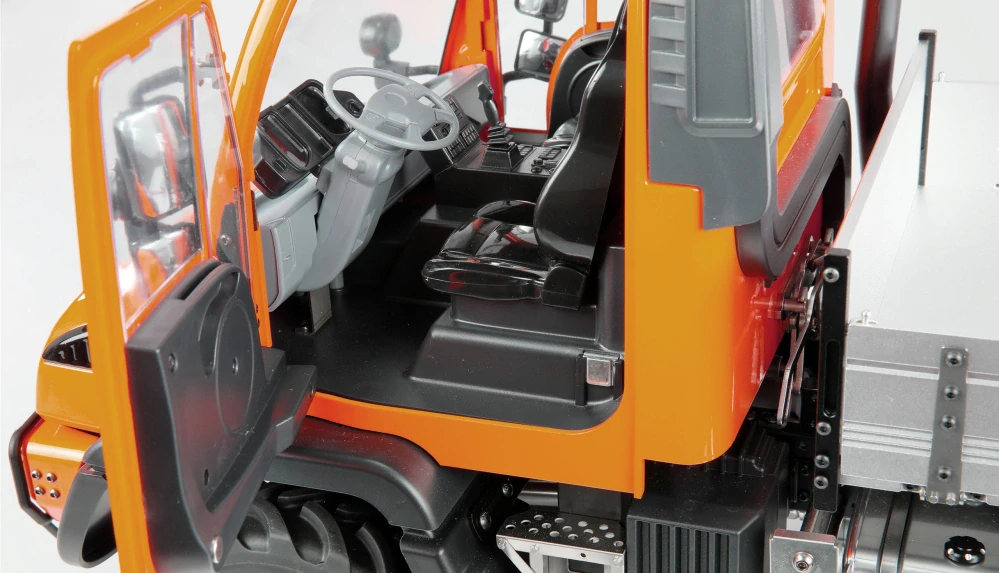 Mercedes-Benz Unimog 4WD 1:10 ARTR oranžový