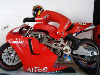 Motocykl silniční se spalovácím motorem Thunder Tiger
