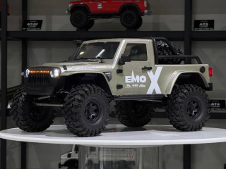 CROSS-​RC Crawler EMO X1 2025, 4x4, 1:8, RTR, střídavý pohon, stříbrošedý